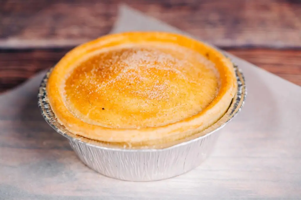 Apple + Cinnamon Pie