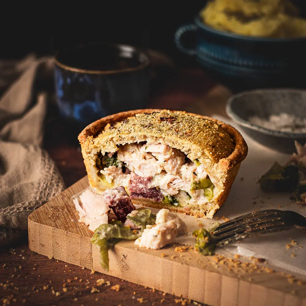 Gourmet Chicken, Bacon + Leek Pie